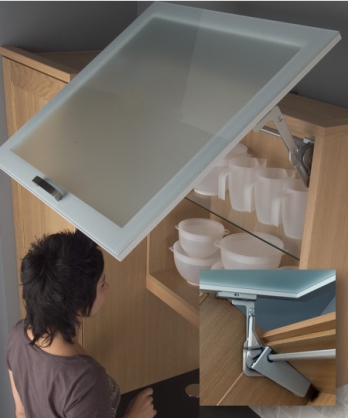 Series 200 concealed hinges door front